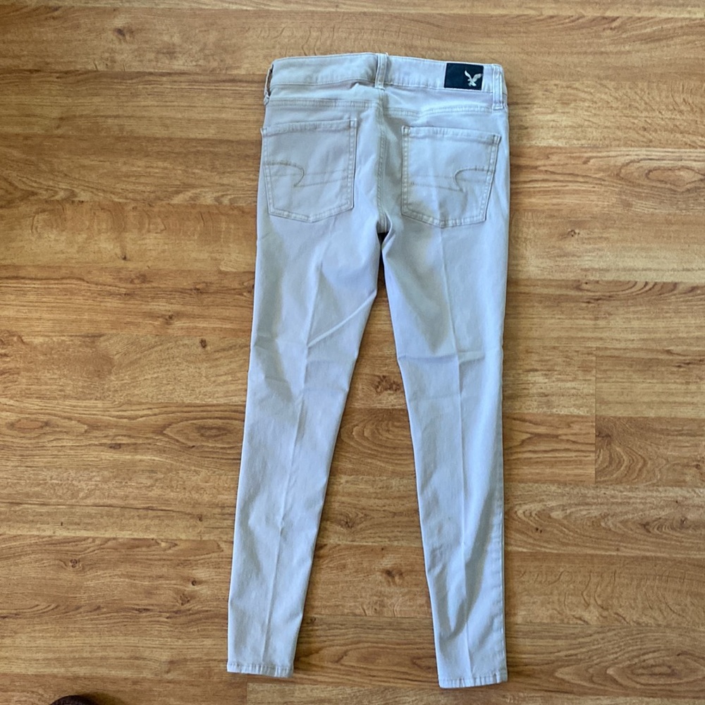 American Eagle Super Stretch Khaki Pants - Picture 2 of 3
